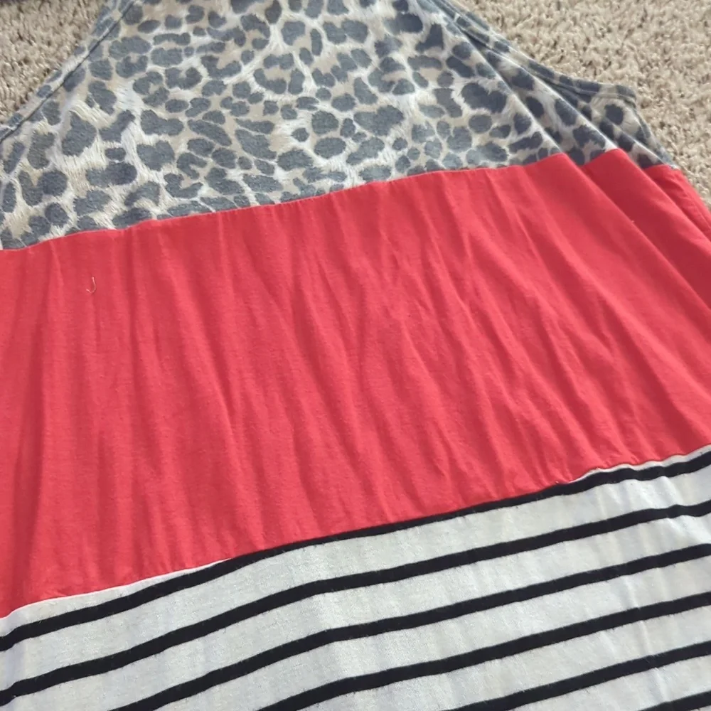 Tank - Picture 2 of 2